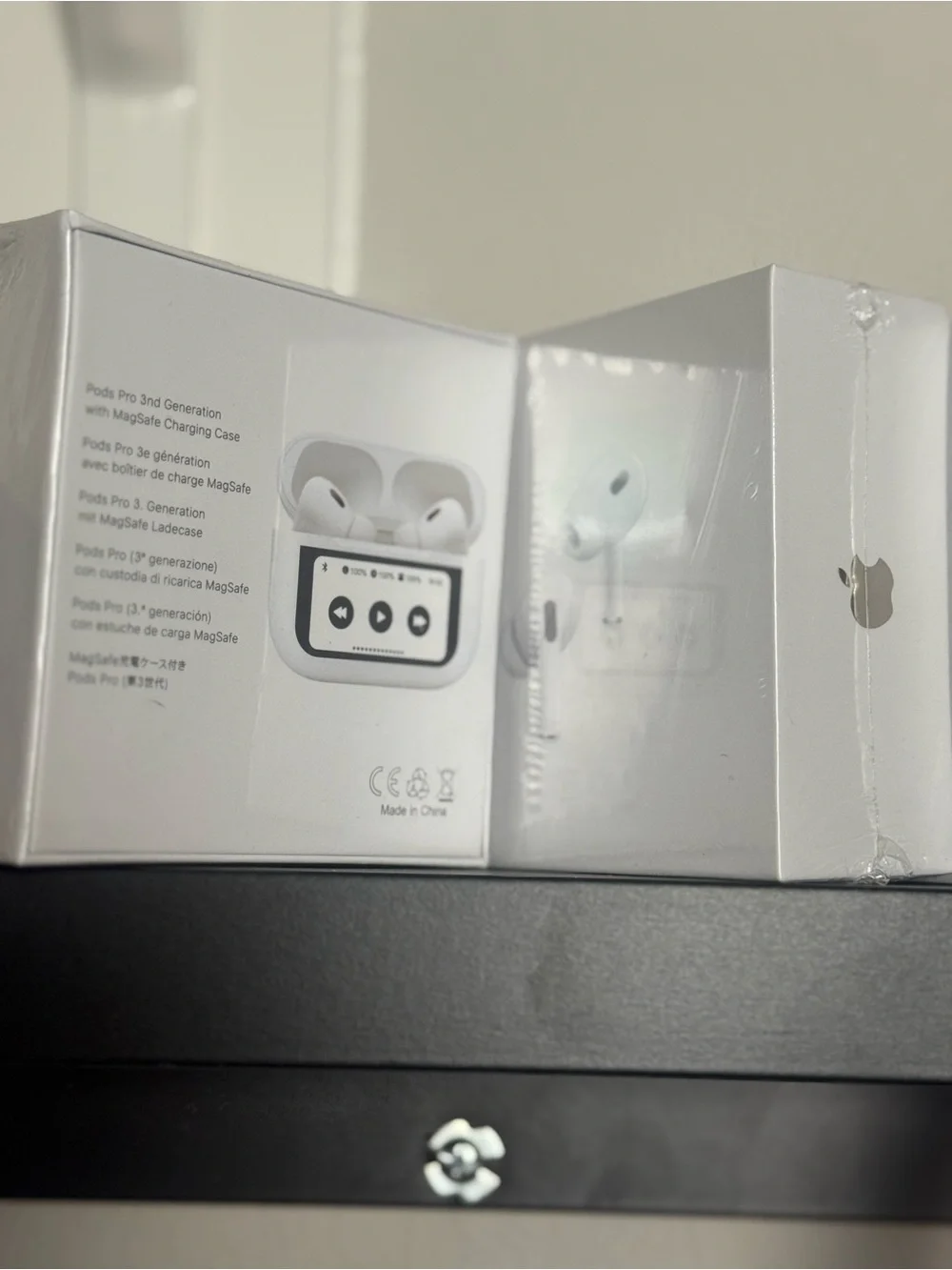Apple AirPods Pro 3rd Generation White with MagSafe Case - Sealed Box